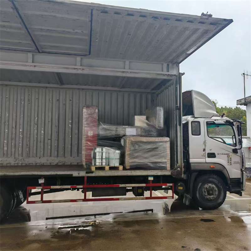 海陵区康马县：物流专线的高效货运之旅